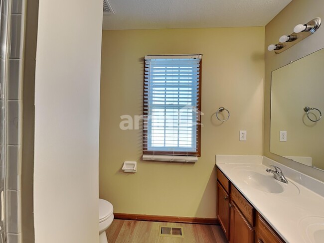 Building Photo - 7793 Waggoner Chase Blvd