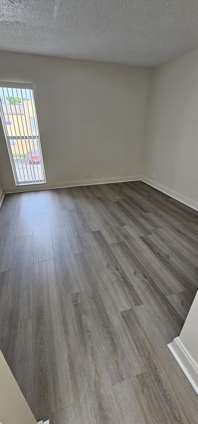 Building Photo - 4537 Treehouse Ln