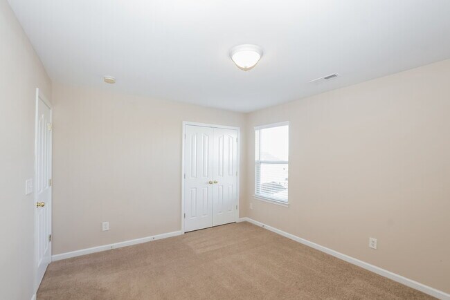 Building Photo - 1145 Ballina Way