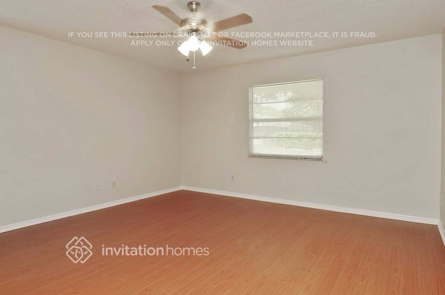 Building Photo - 5909 Redhawk Dr
