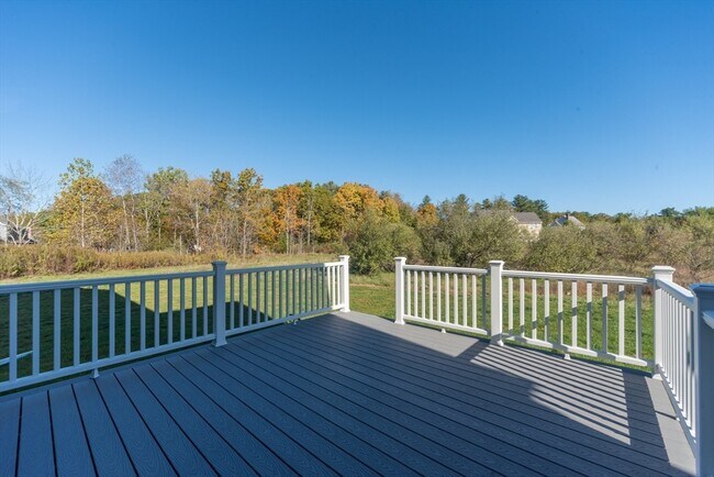 Building Photo - 61 Boutelle Rd