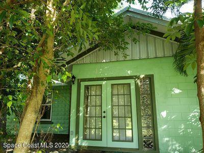 Building Photo - 880 Spiller St