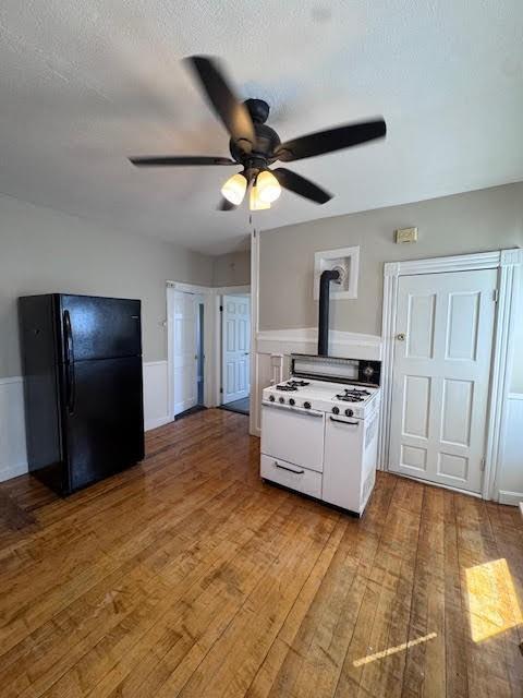 Building Photo - 52 Canton St