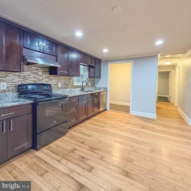 Building Photo - 205 Biddle Rd