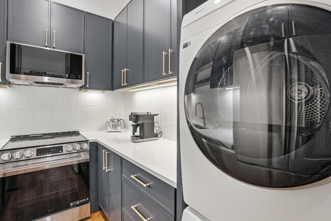 Building Photo - 309 Lorch St