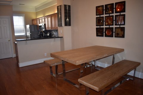 Building Photo - 433 Montgomery St