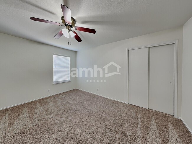 Building Photo - 602 Jessica Pl