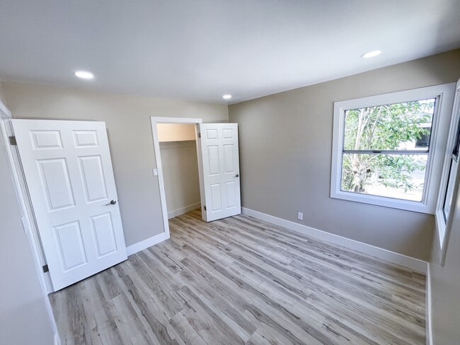 Building Photo - 4905 Mendocino Blvd