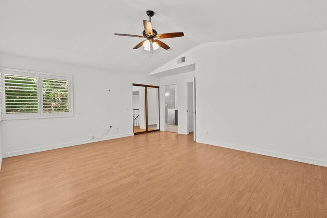 Building Photo - 7231 Spring Ct