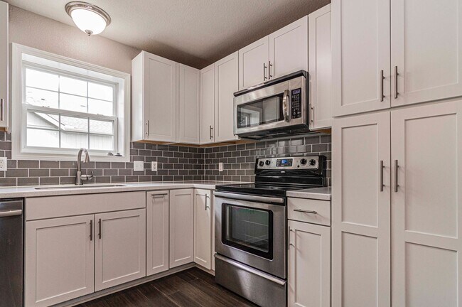 Building Photo - Please View 3D Virtual Walk-Through Before Scheduling a Showing