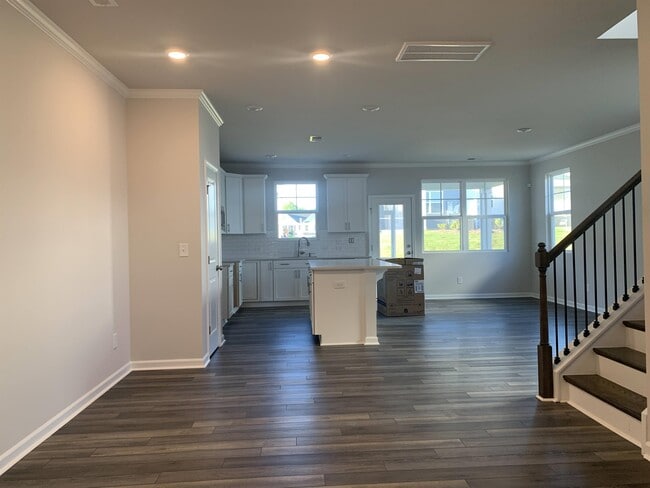 Building Photo - 1003 Gemma Dr