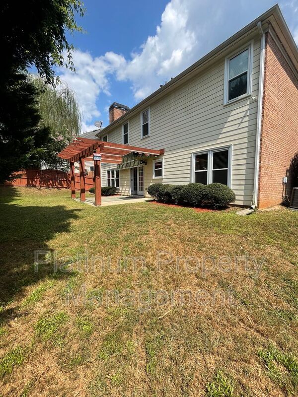 Building Photo - 4916 Durley Ln SE