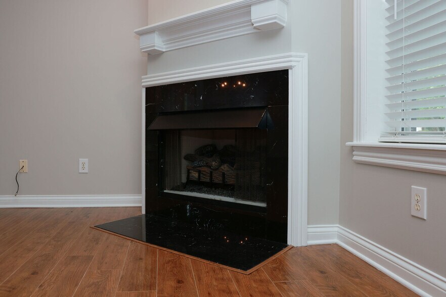 Building Photo - 3288 Snaffle Rd