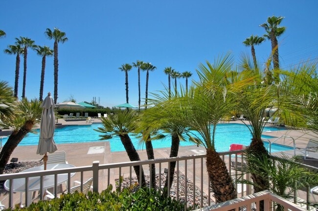 Building Photo - Beautiful and Highly Upgraded Furnished Home in the 55+ Community of Palmia!