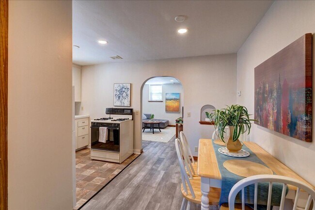 Building Photo - 2632 Stevens St