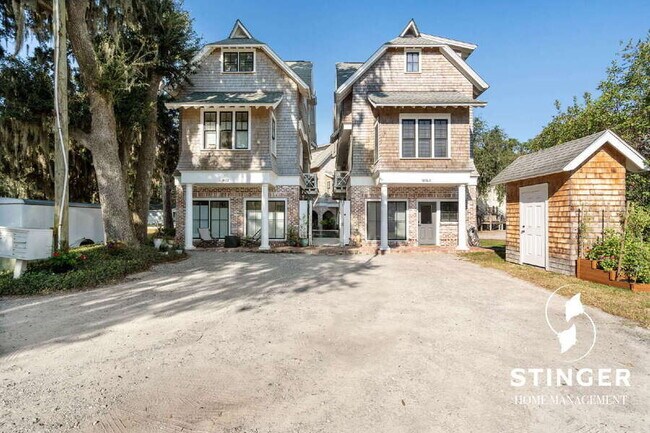 Building Photo - 1616 Paris Ave W