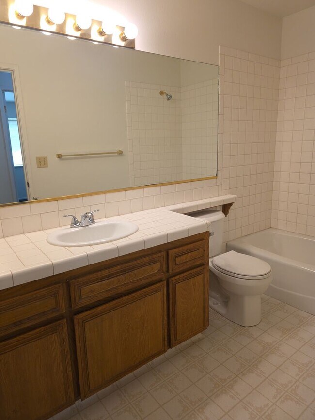 Building Photo - 6508 Pine Borough Ct