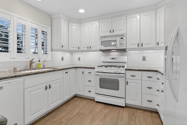 Building Photo - 23412 Pacific Park Dr