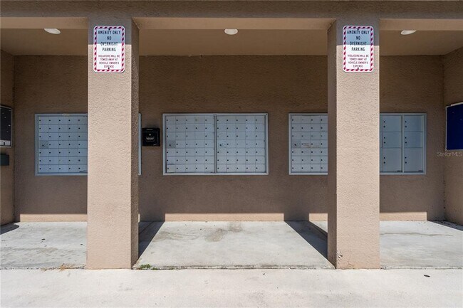 Building Photo - 1346 Grantham Dr