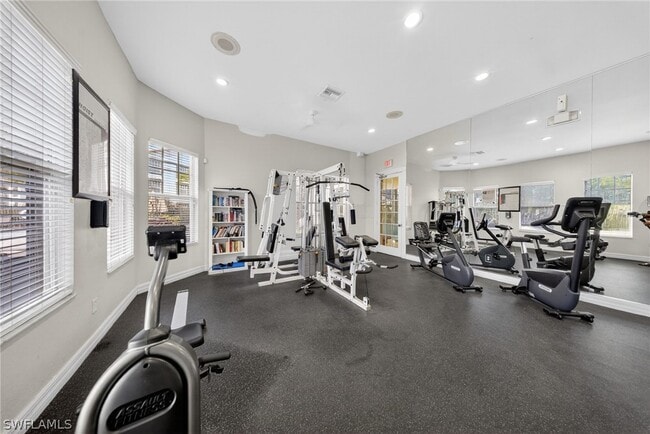 Building Photo - 7925 Preserve Cir