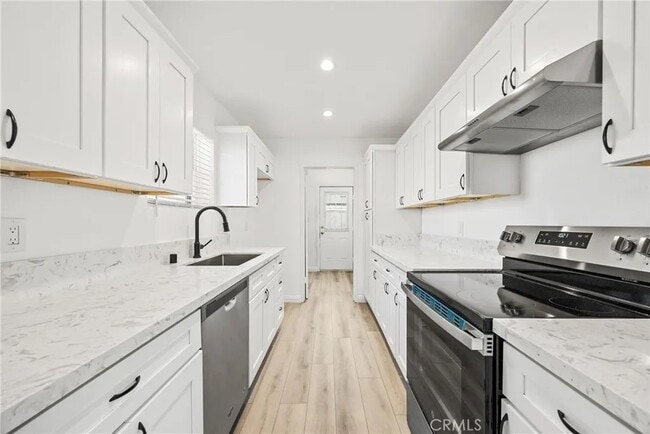Building Photo - 3577 McKinley St