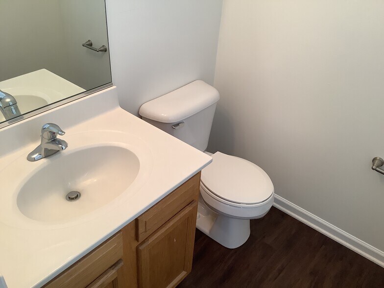 Building Photo - 7633 Mourning Dove Ln