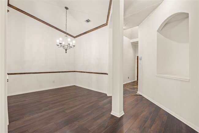 Building Photo - 4823 Lake Daniel Ct