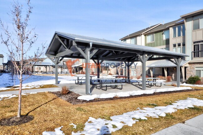 Building Photo - 7614 San Savino Way