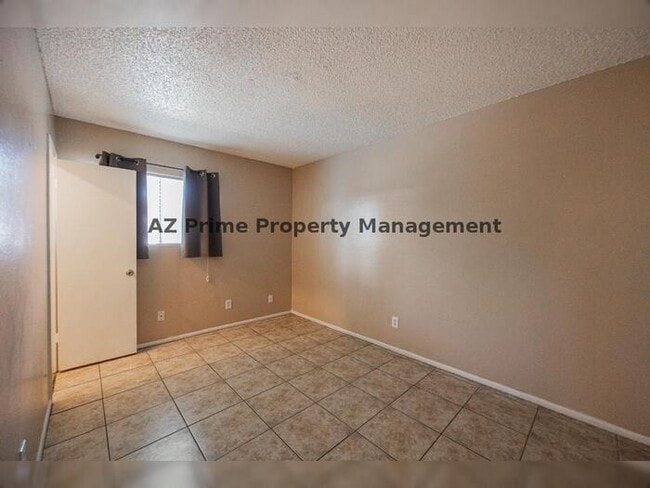 Building Photo - 720 S Dobson Rd
