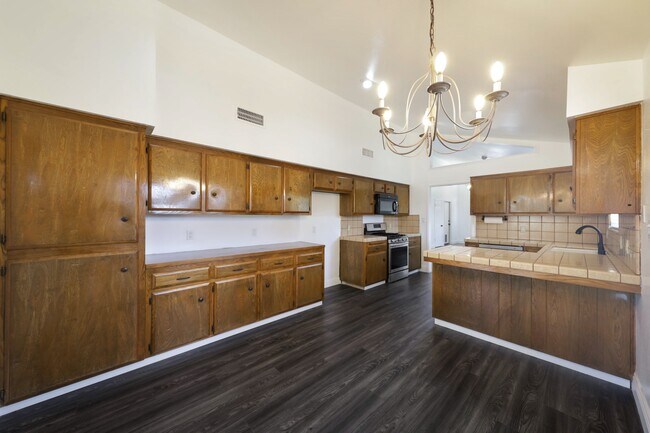 Building Photo - 3905 Cibola Ct
