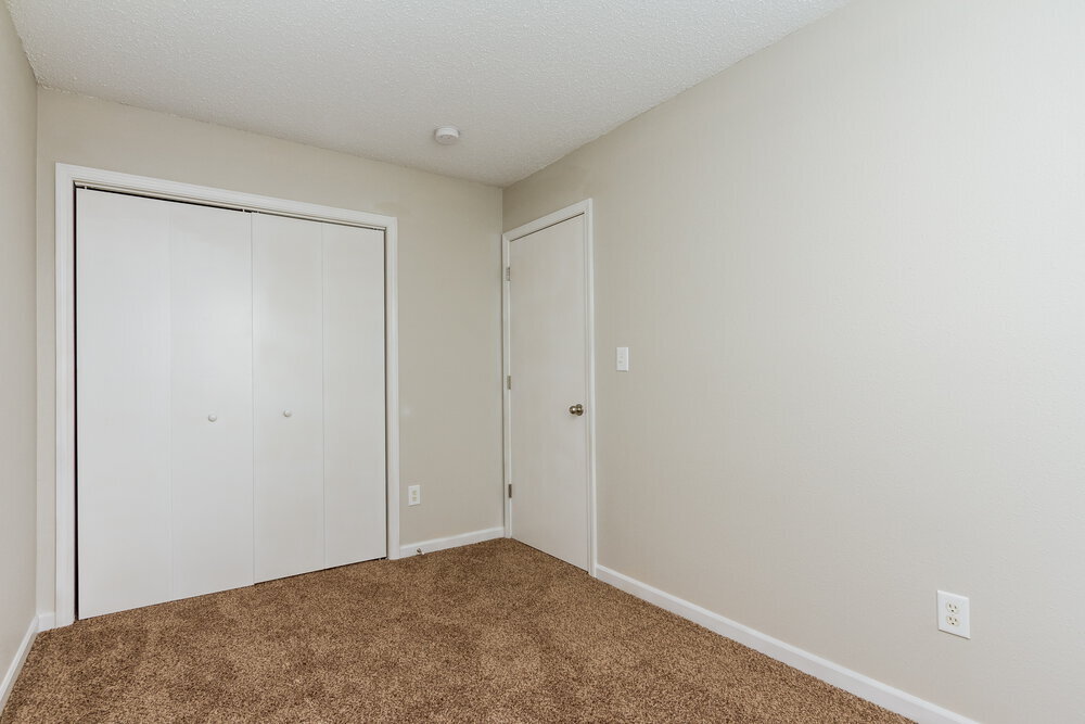 Building Photo - 15469 Fawn Meadow Dr