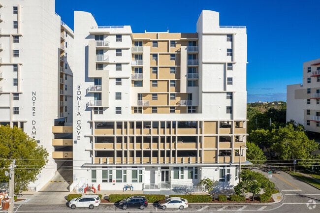 Building Photo - Bonita Cove