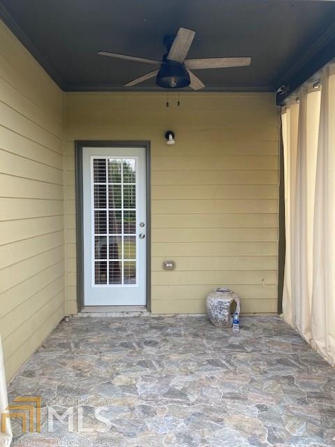 Building Photo - 3743 Lake Enclave Way