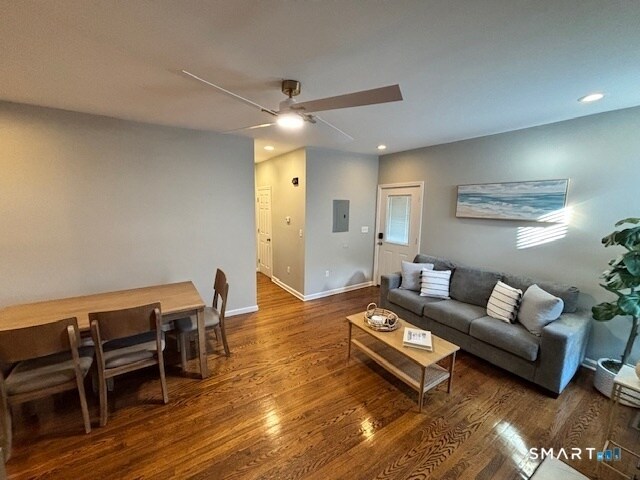 Building Photo - 56 Townsend Ave