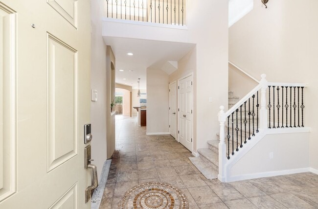 Building Photo - Stylishly updated 4 BedroHome in Park at C...