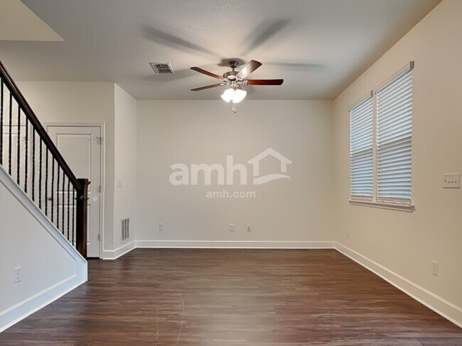 Building Photo - 10327 Watercrest Ct