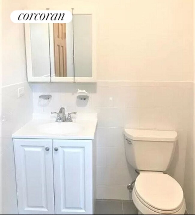 Building Photo - 601 W 174th St