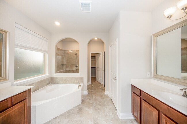 Building Photo - 16103 Devils River Ct