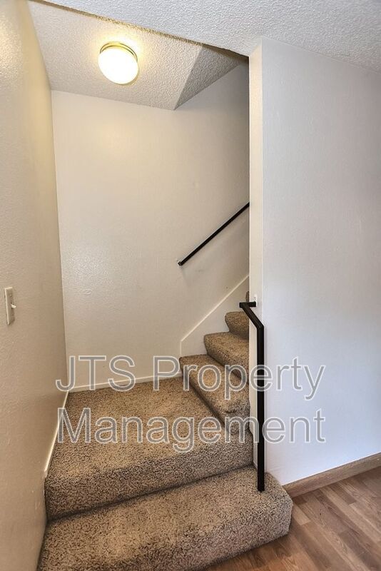 Building Photo - 2722 26th St