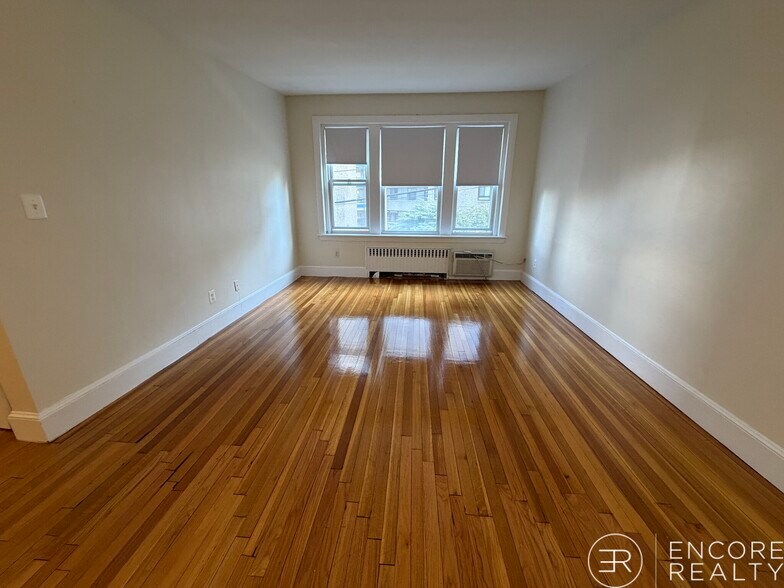 Building Photo - 48 Lancaster Ter