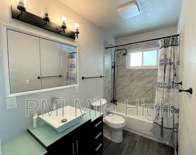 Building Photo - 7115 Vrain St