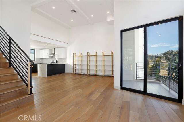 Building Photo - 2400 Glendale Ct