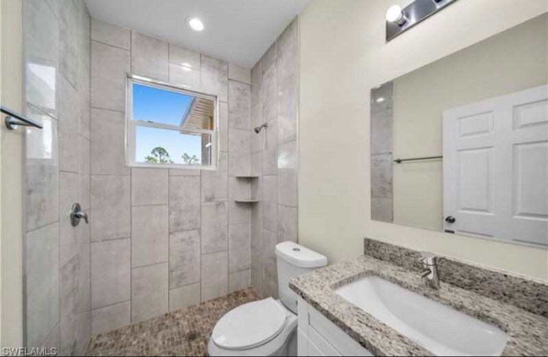 Building Photo - 2118 Zaharihas Dr