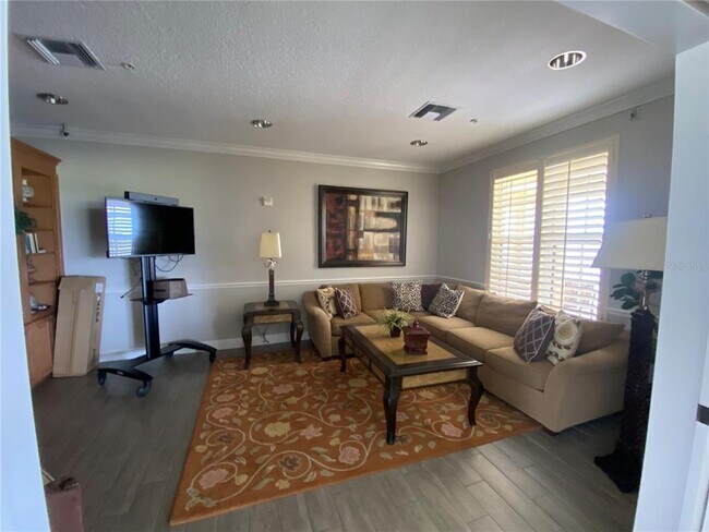 Building Photo - 6360 Water Crest Way