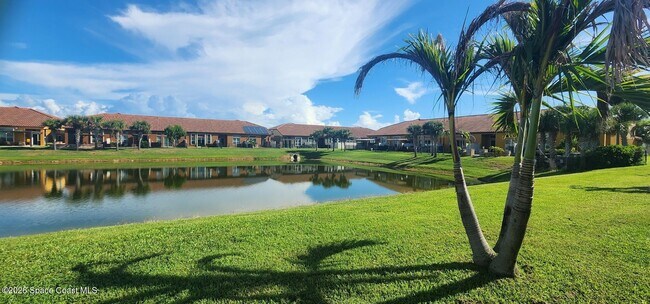 Building Photo - 92 Clemente Dr