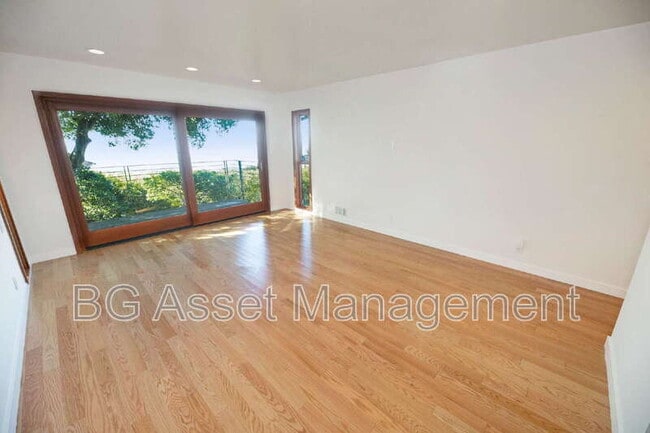 Building Photo - 1411 Arlington Blvd