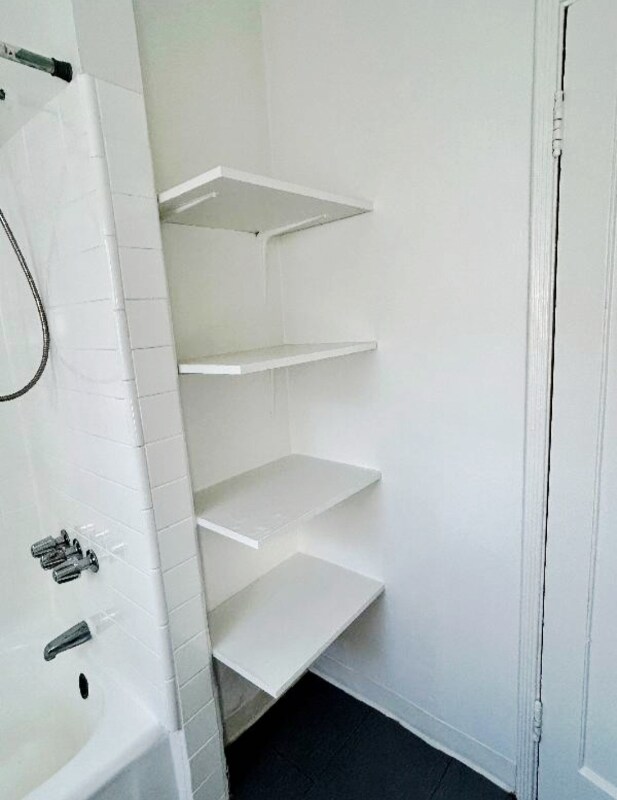 Building Photo - 1781 N Orchid Ave