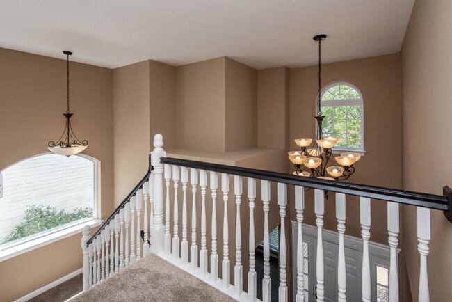 Building Photo - 720 Vista Hills Ct