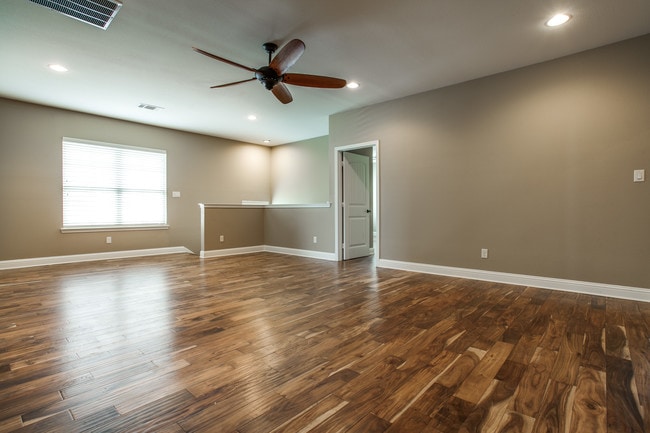 Building Photo - 3141 Greene Ave