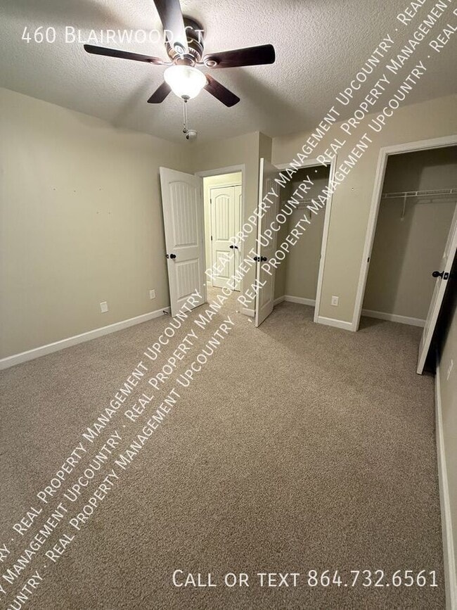 Building Photo - 460 Blairwood Ct